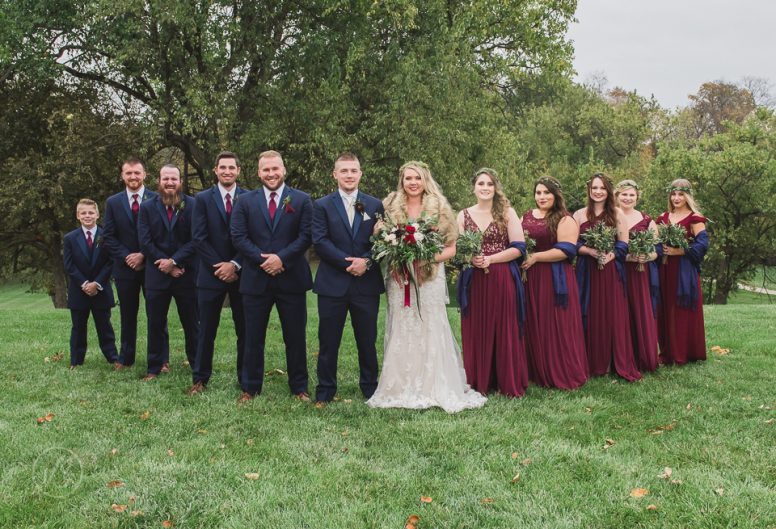 Joey and Taylor with wedding party